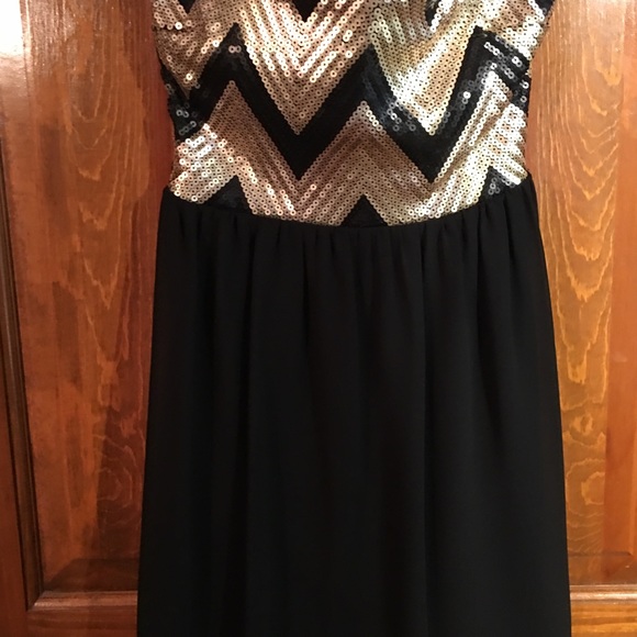 Strapless Dress - Picture 3 of 4